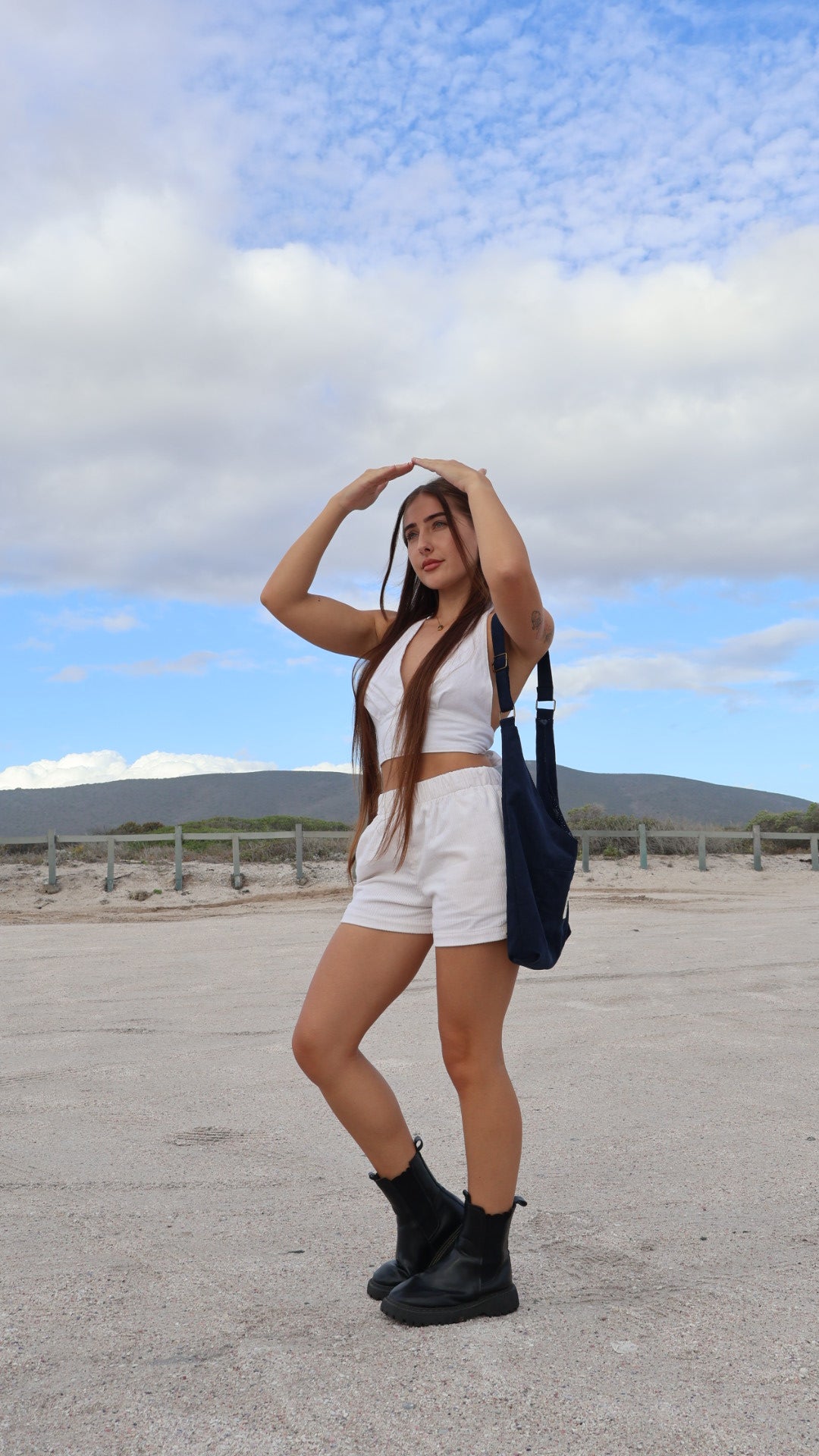 Soft women’s corduroy shorts in a mid-rise cut with side pockets and relaxed silhouette

